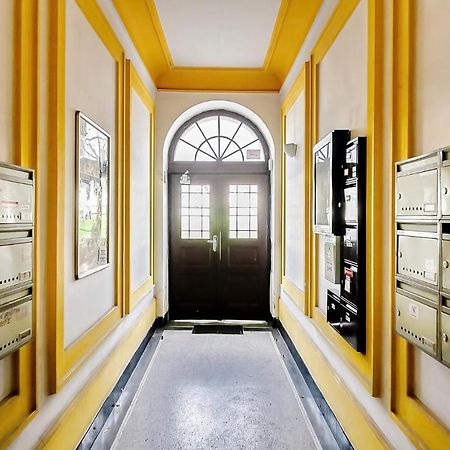 Attic Apartment On Waterfront / View / Netflix Prague Luaran gambar