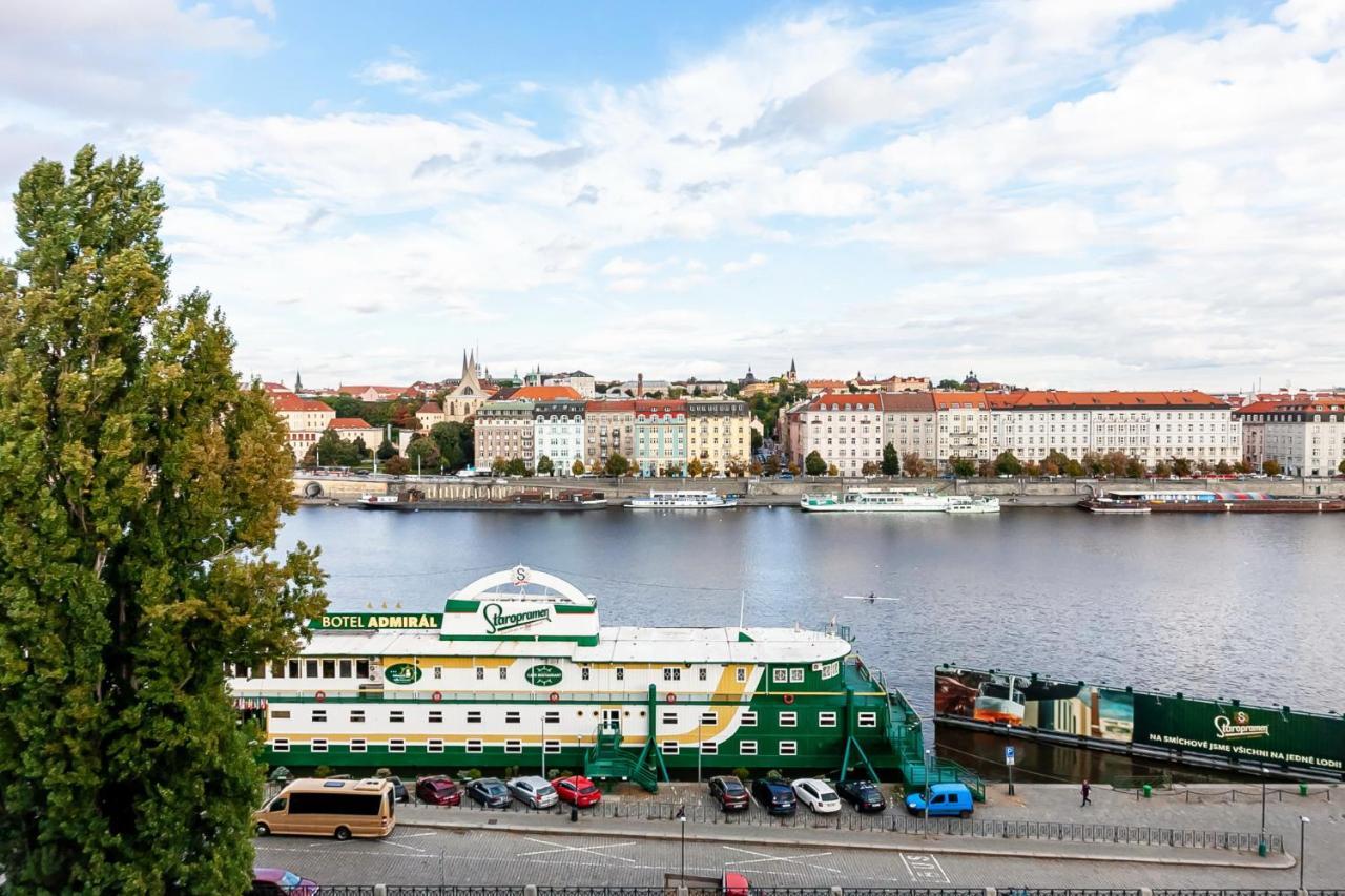 Attic Apartment On Waterfront / View / Netflix Prague Luaran gambar